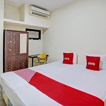 Oyo 93112 Garden Homestay 3 Merlion Surabaya Kültér fotó
