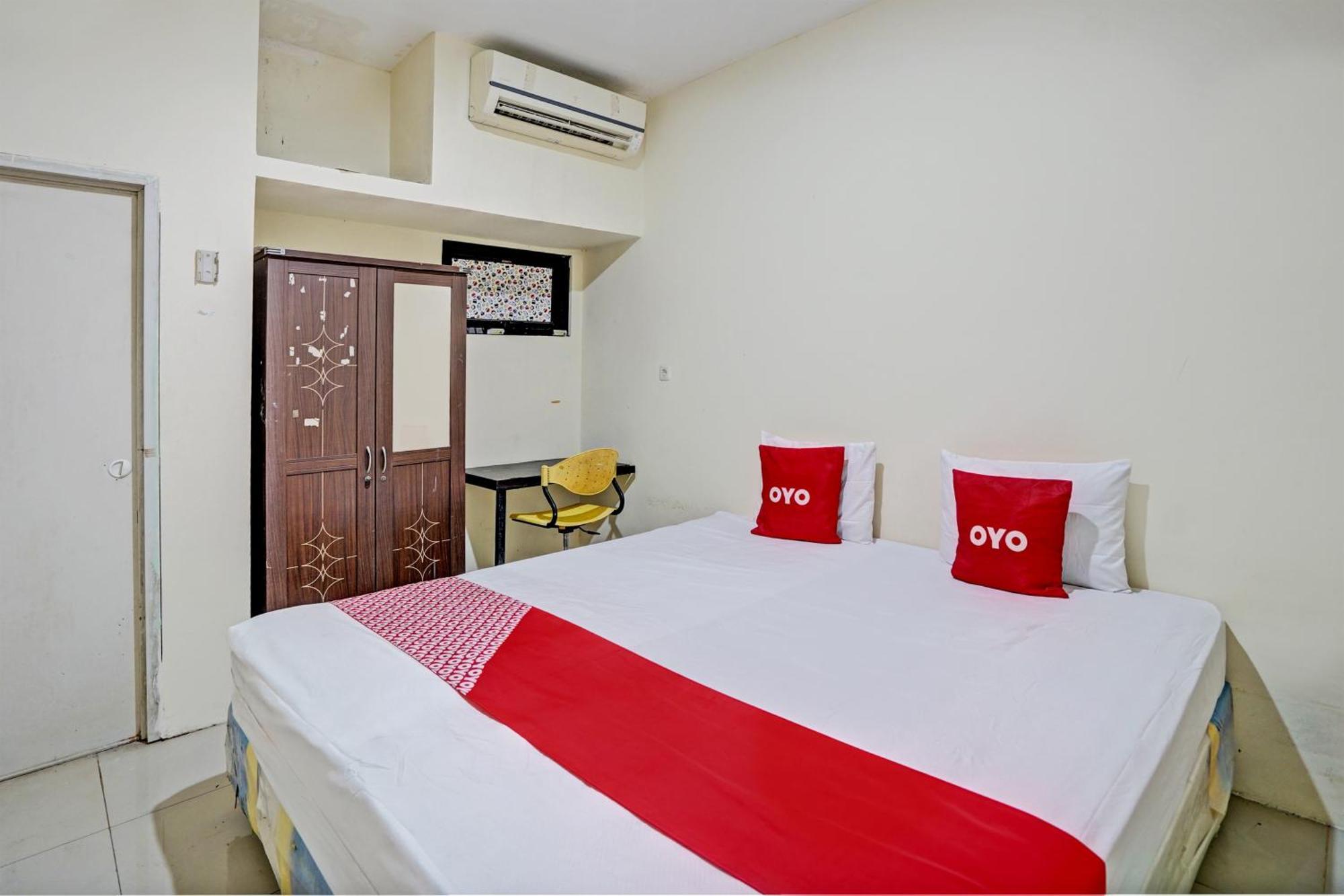 Oyo 93112 Garden Homestay 3 Merlion Surabaya Kültér fotó